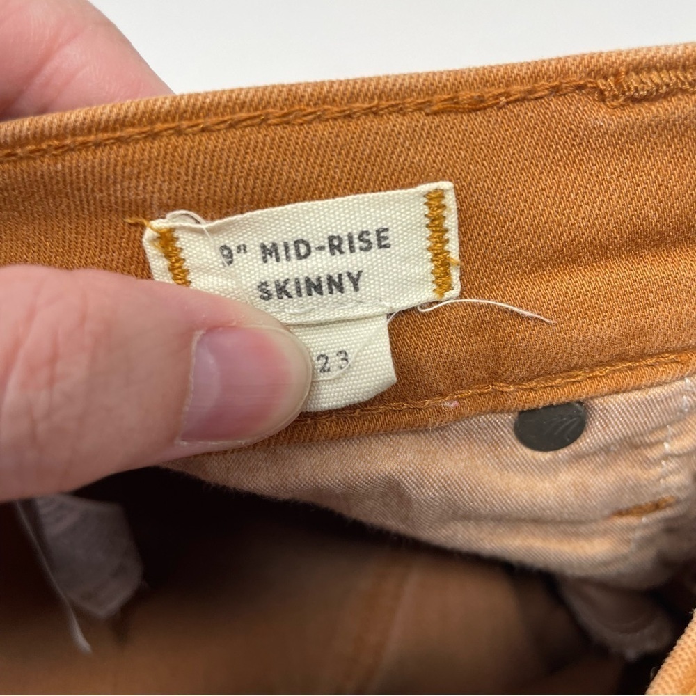 Madewell 9" Mid-Rise Skinny Jeans Garment-Dyed Button-Front Edition Burnt Sienna - Picture 7 of 10
